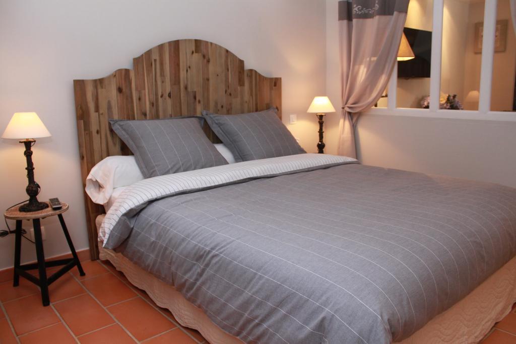 Hotel La Bastide Des Senteurs Peymeinade Zimmer foto