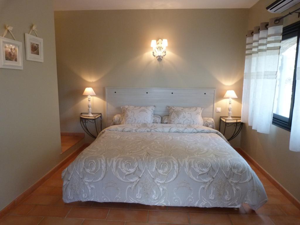 Hotel La Bastide Des Senteurs Peymeinade Zimmer foto