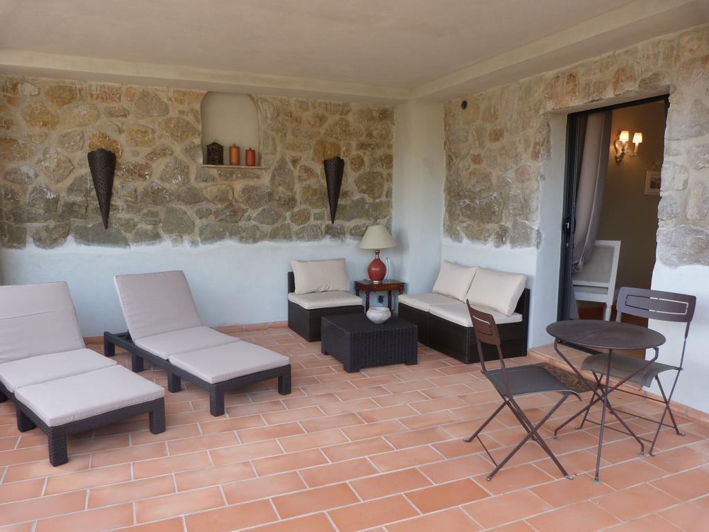 Hotel La Bastide Des Senteurs Peymeinade Zimmer foto