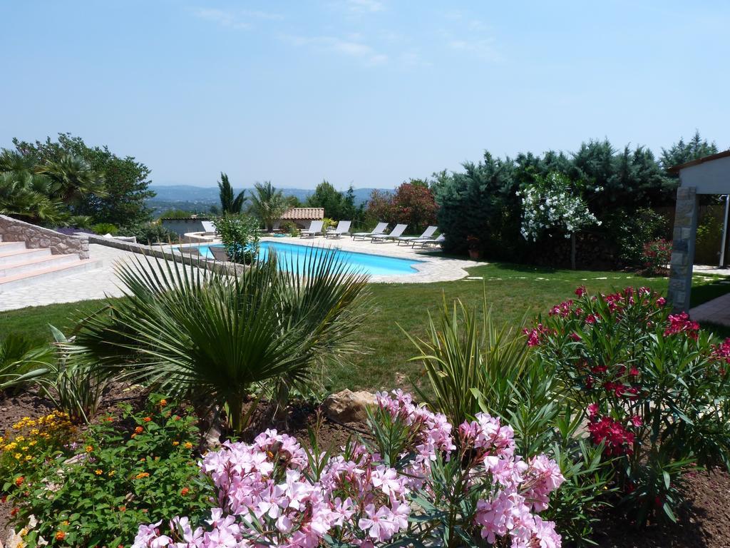 Hotel La Bastide Des Senteurs Peymeinade Exterior foto