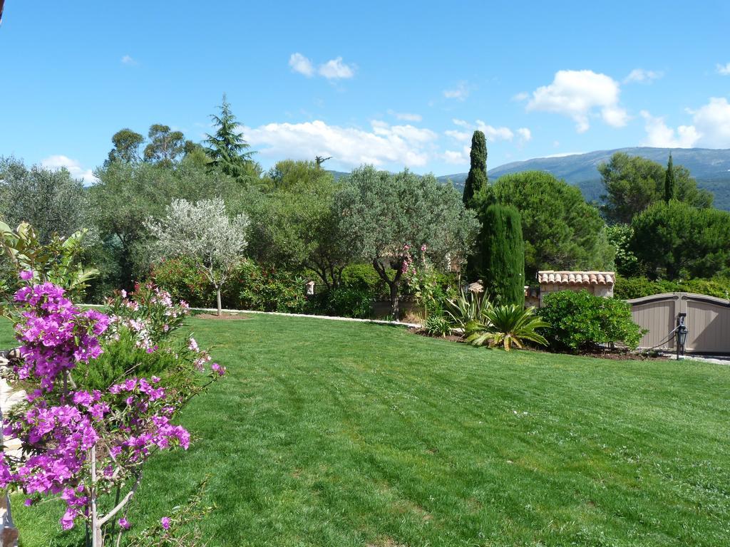 Hotel La Bastide Des Senteurs Peymeinade Exterior foto